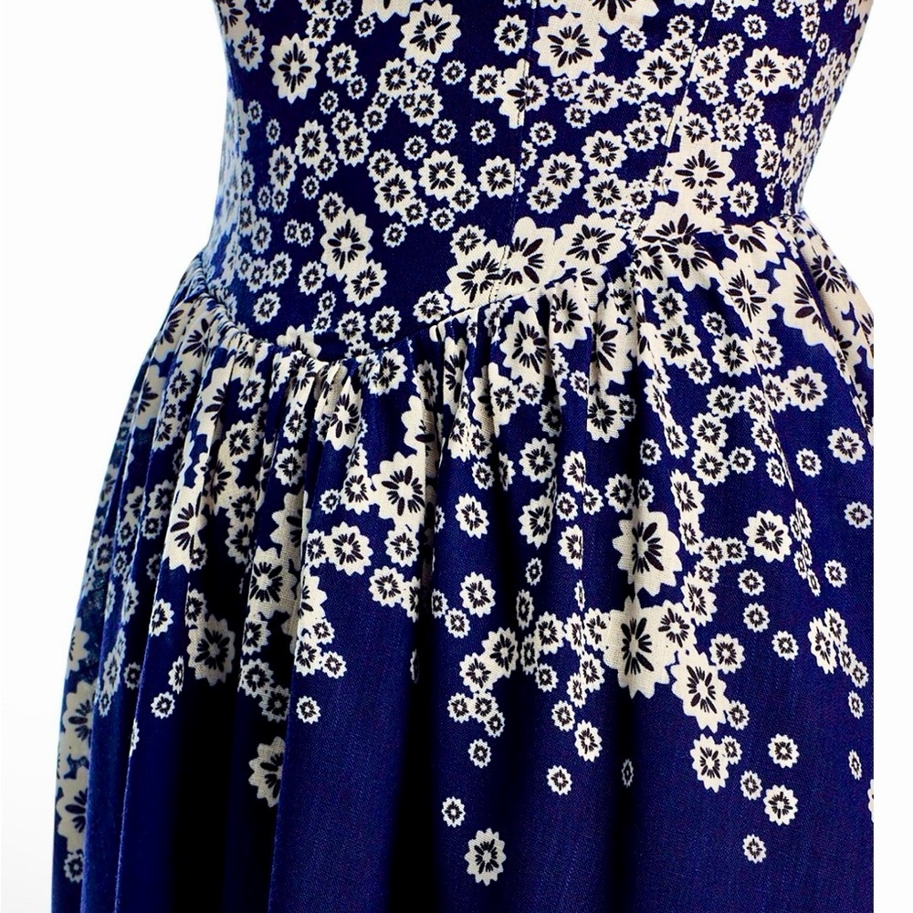 Aqua Bendita Elegant Navy Blue Floral Dress - Picture 5 of 8